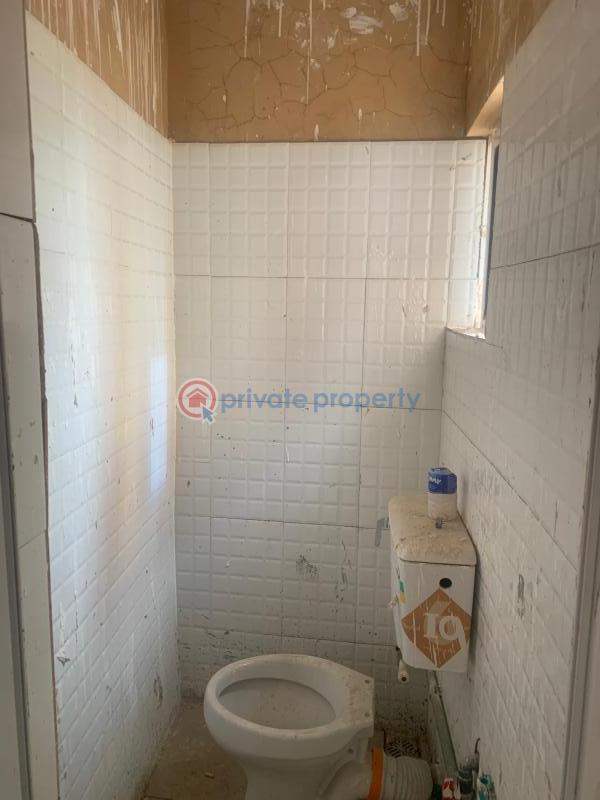 1 bedroom Self Contain For Rent Shomolu Lagos - 9