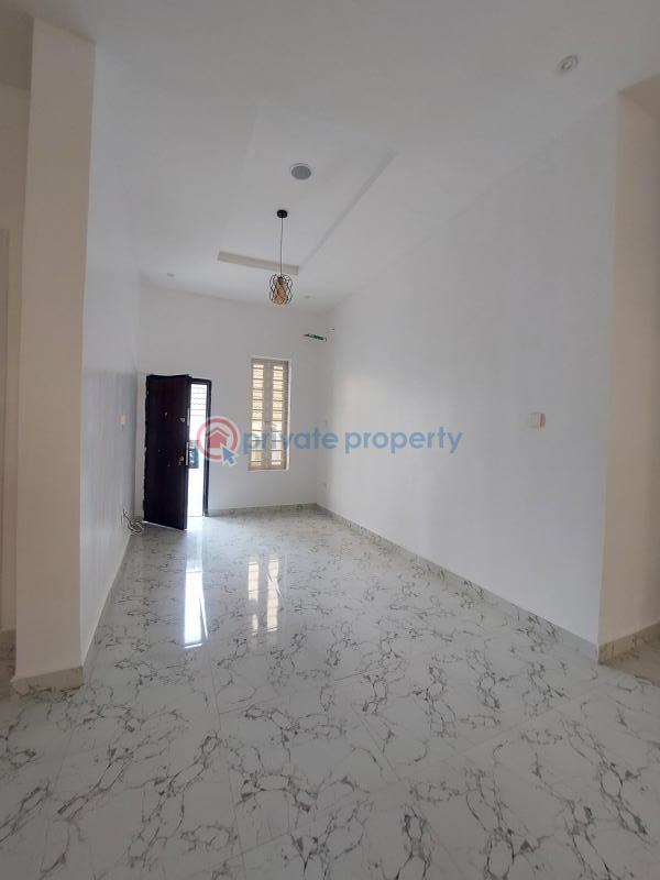 5 bedroom House For Sale Second Tollgate Lekki Lagos - 6