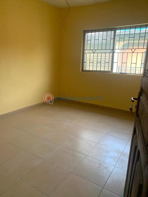 1 bedroom Self Contain For Rent Cele Bustop Okeira Close To Agric Bustop Agric Ikorodu Lagos - 0