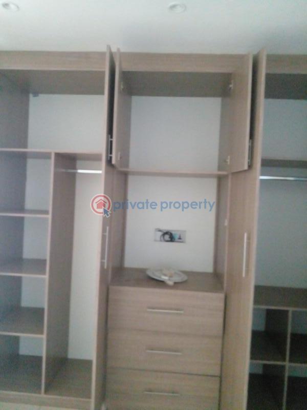 3 bedroom Flat & Apartment For Rent Ade Bread Makoko Sabo Yaba Lagos - 4