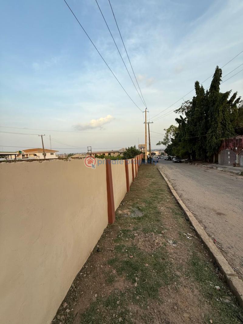 Commercial Land For Sale Idi Ape Road, Agodi Gra, Ibadan Agodi Ibadan Oyo - 1