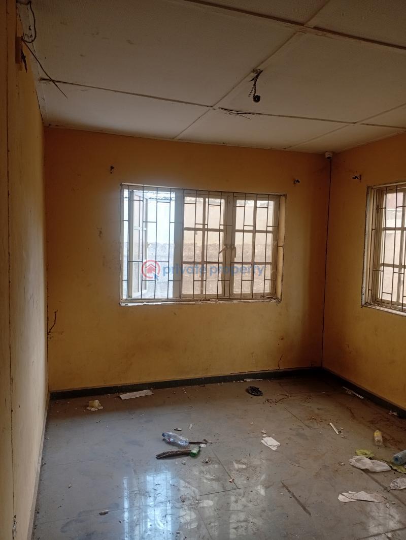 3 bedroom Commercial Property For Rent Agidingbi Ikeja Lagos - 12
