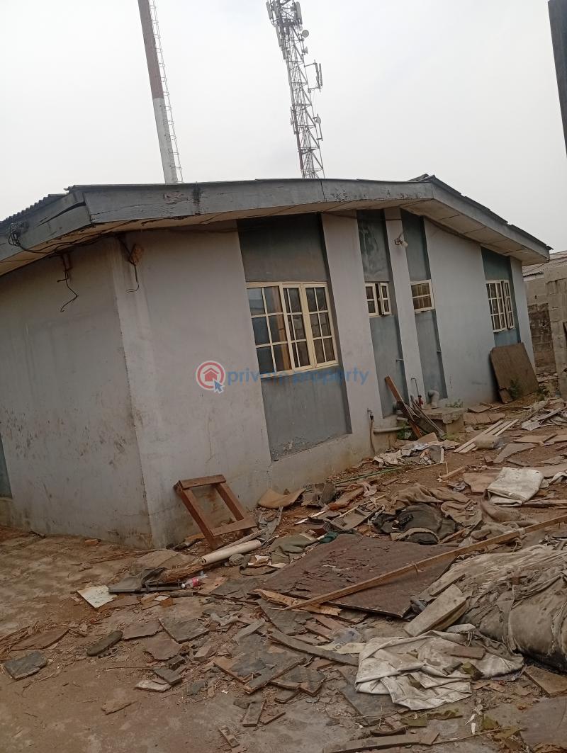 3 bedroom Commercial Property For Rent Agidingbi Ikeja Lagos - 3