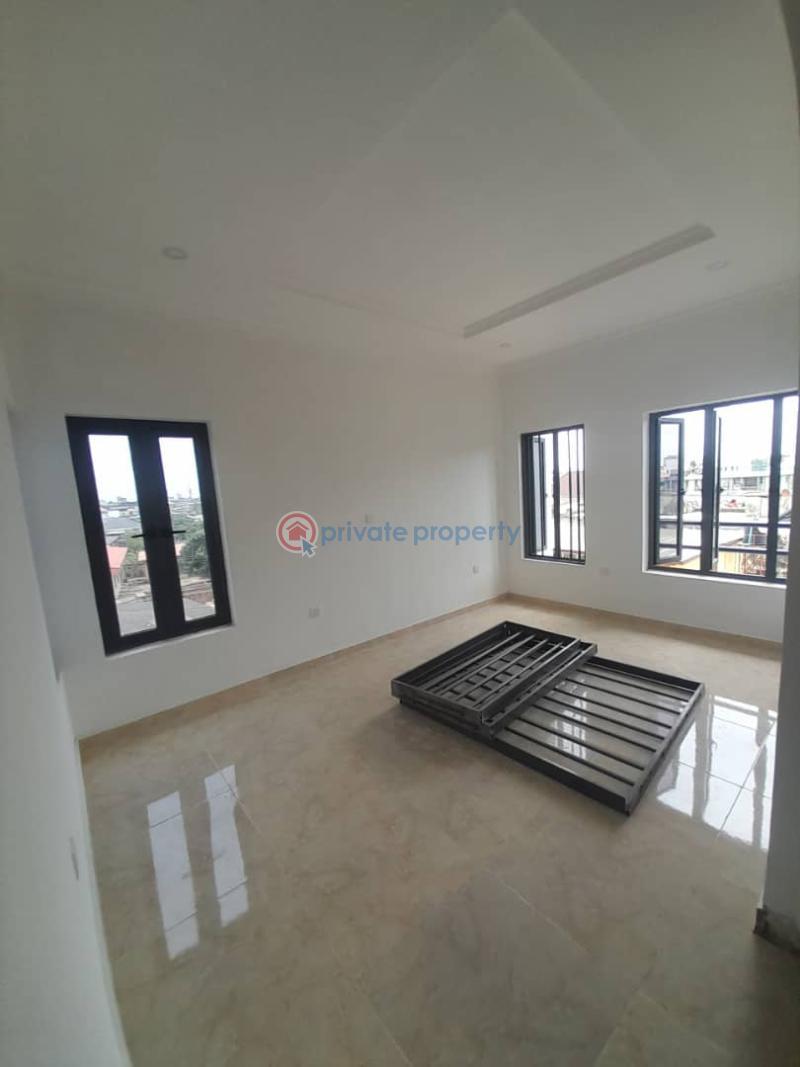 3 bedroom Block Of Flats For Rent Joseph Harrison Onike Yaba Lagos - 1