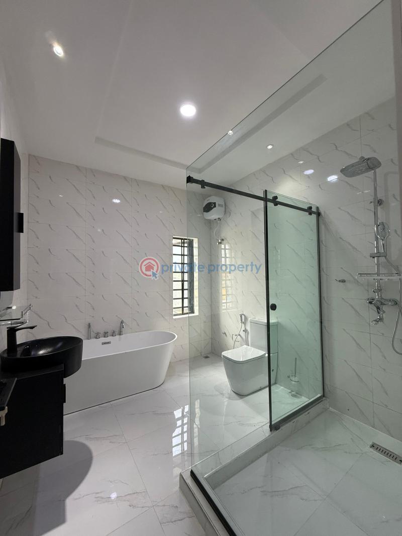 A 4 bedroom detached duplex + bq + inverter - 16 4 bedroom Detached Duplex For Sale Blue Gate Estate Oluyole Estate Ibadan Oyo - 16