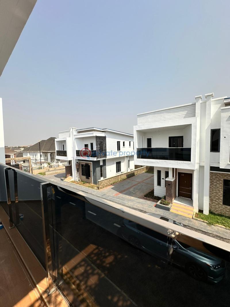 4 bedroom Detached Duplex For Sale Kolapo Ishola Gra, Akobo, Ibadan Akobo Ibadan Oyo - 4