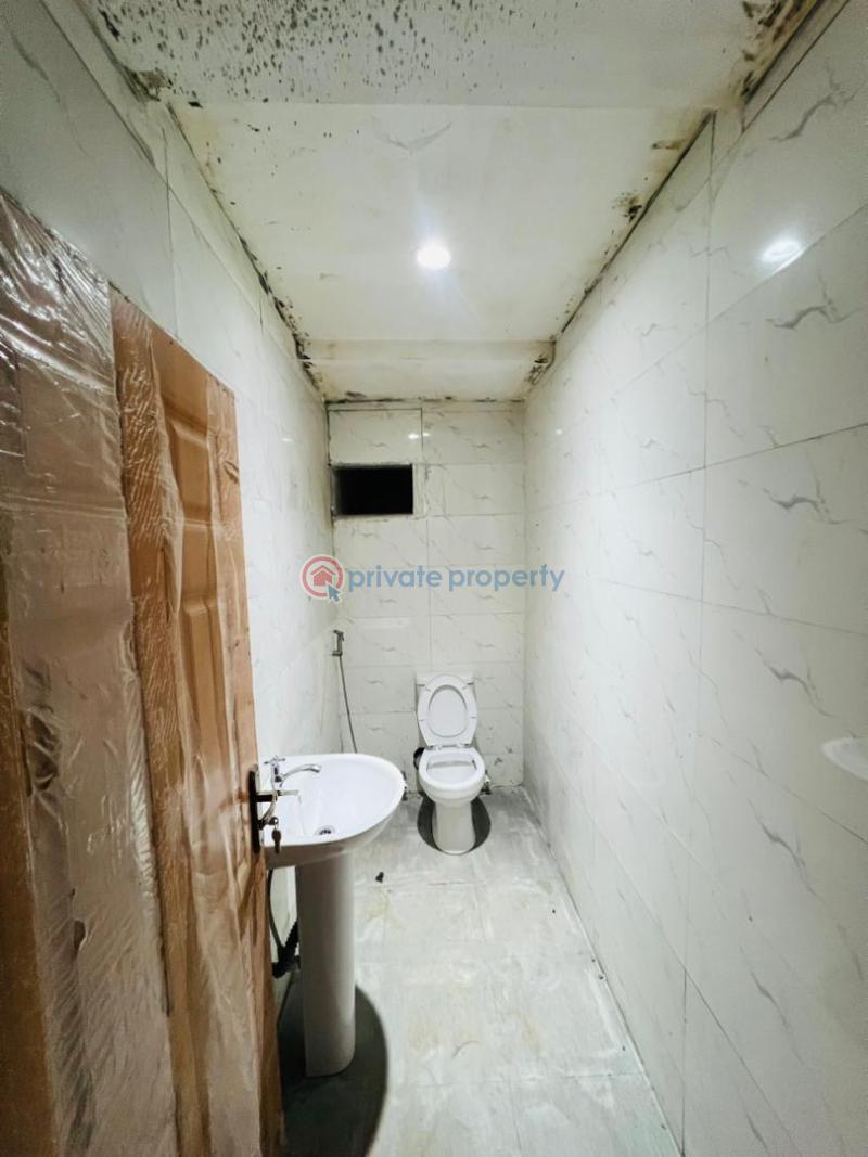 4 bedroom Semi detached Duplex For Sale Kolapo Ishola Gra, Akobo, Ibadan Akobo Ibadan Oyo - 5