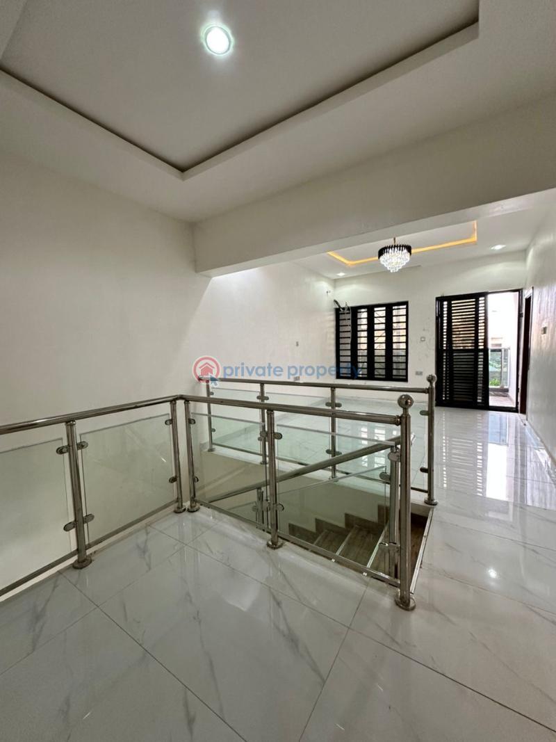 Standard 4 bedroom semi detached duplex - 1 4 bedroom Semi detached Duplex For Sale Carlton Gate Estate, Akobo, Ibadan Akobo Ibadan Oyo - 1