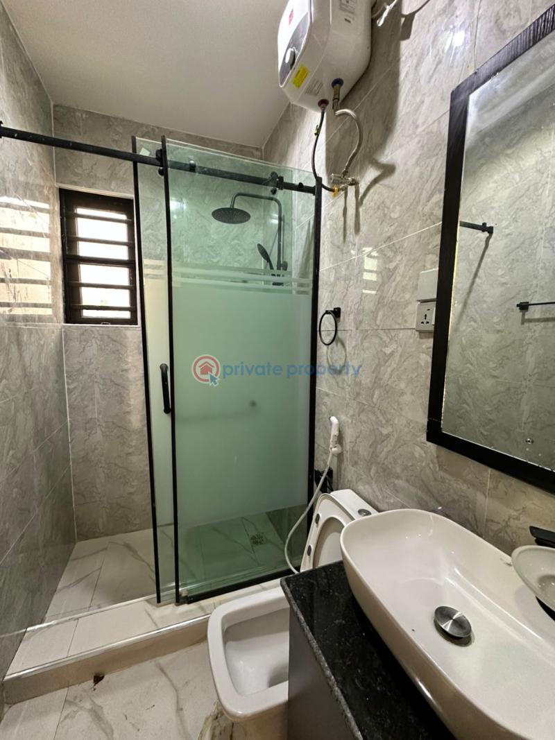 Standard 4 bedroom semi detached duplex - 5 4 bedroom Semi detached Duplex For Sale Carlton Gate Estate, Akobo, Ibadan Akobo Ibadan Oyo - 5