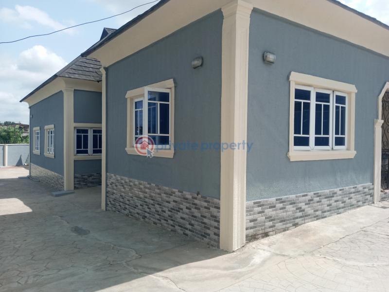 House For Sale Ilupeju Street, Off Johnson Awe Estate, Apata Ibadan Oyo - 25