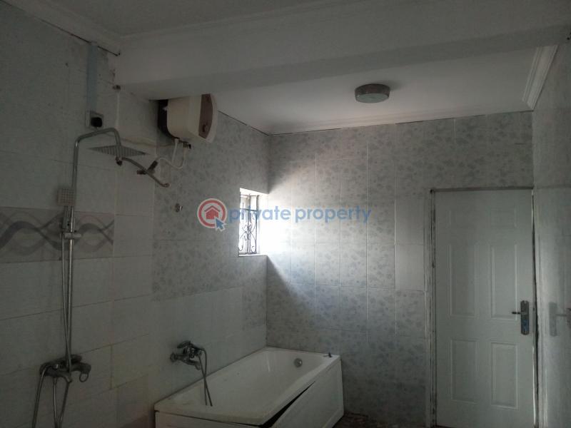 House For Sale Ilupeju Street, Off Johnson Awe Estate, Apata Ibadan Oyo - 14