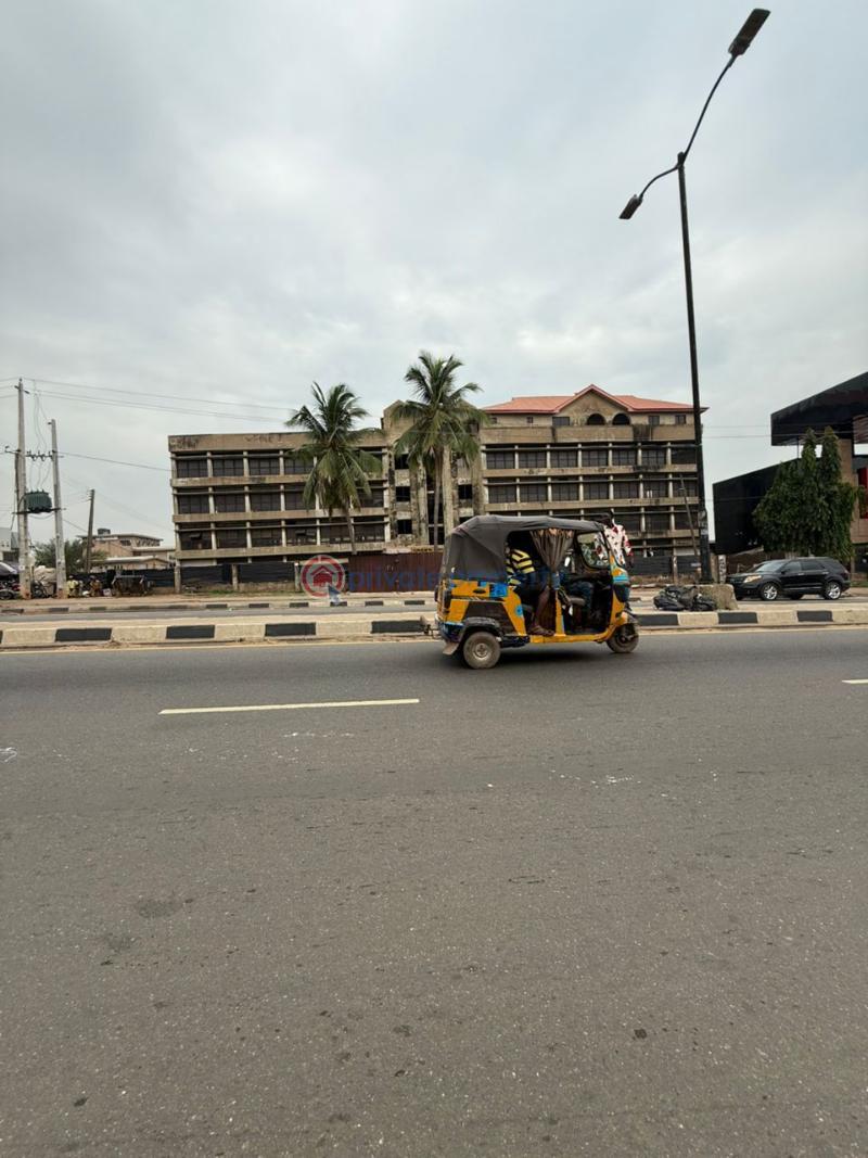 Commercial Property For Sale Ajeigbe Junction, Beside Item7go On Ring Road Ibadan Oyo - 1