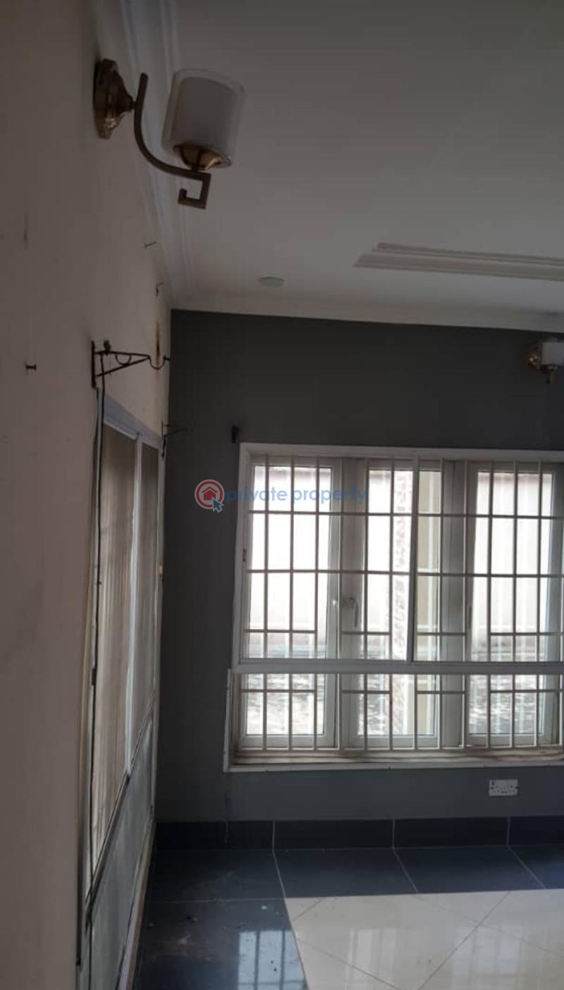 For rent 2 bedroom Flat & Apartment Gemade Estate Alimosho Lagos (PID