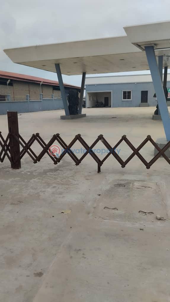 Filling Station For Sale Lasu Igando Express Road Igando Ikotun/Igando Lagos