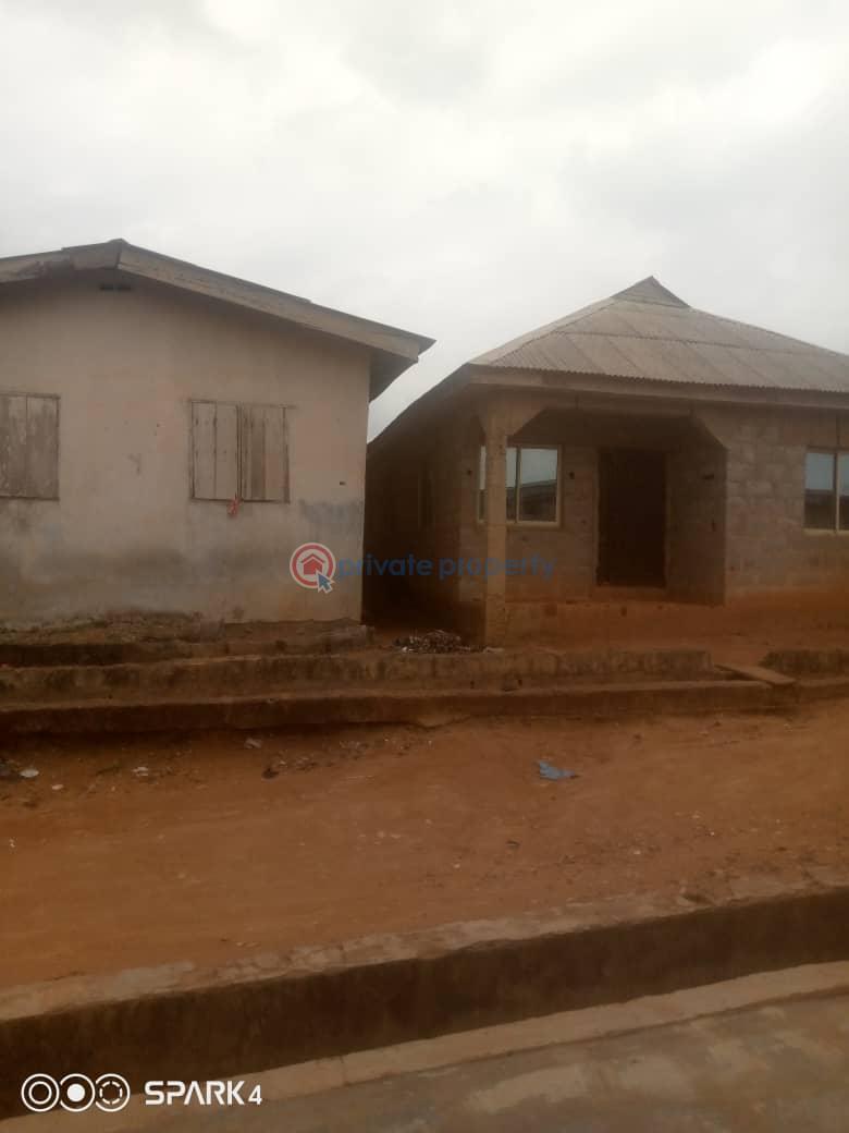 For sale 2 bedroom House Ait Axis Alagbado, Kola Agege Lagos (PID