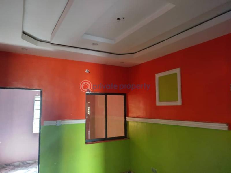 3 bedroom Detached Bungalow For Sale Wire And Cable, Olude Apata Ibadan Oyo - 3