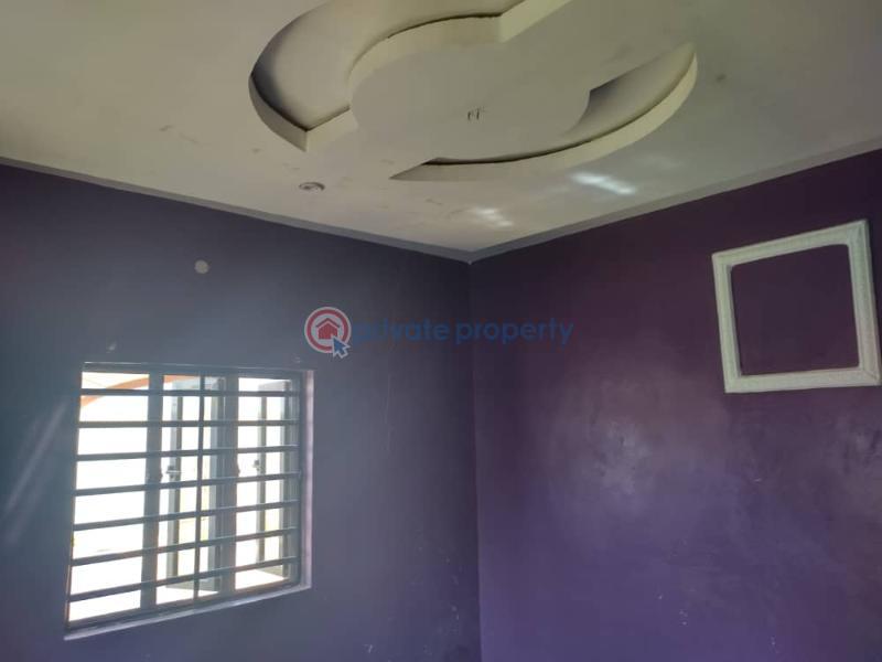3 bedroom Detached Bungalow For Sale Wire And Cable, Olude Apata Ibadan Oyo - 2