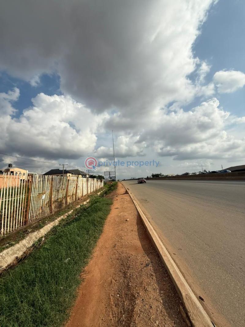 Commercial Property For Rent Lagos Ibadan Expressway, Ibadan Oyo - 3