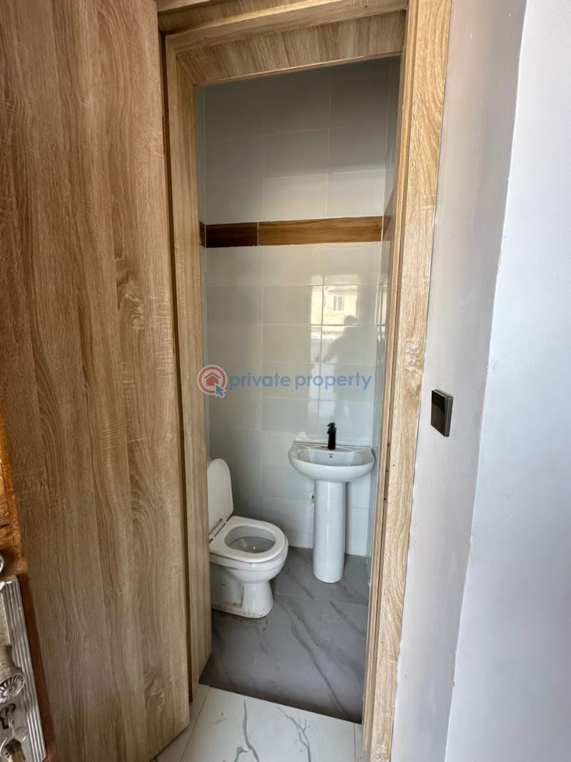 4 bedroom House For Rent Gra Ikota Lekki Lagos - 22