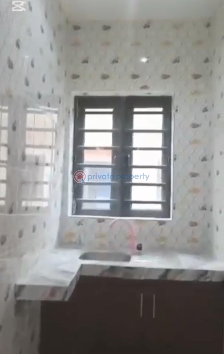 1 bedroom Flat & Apartment For Rent Off Pedro Road Palmgroove Shomolu Lagos - 2