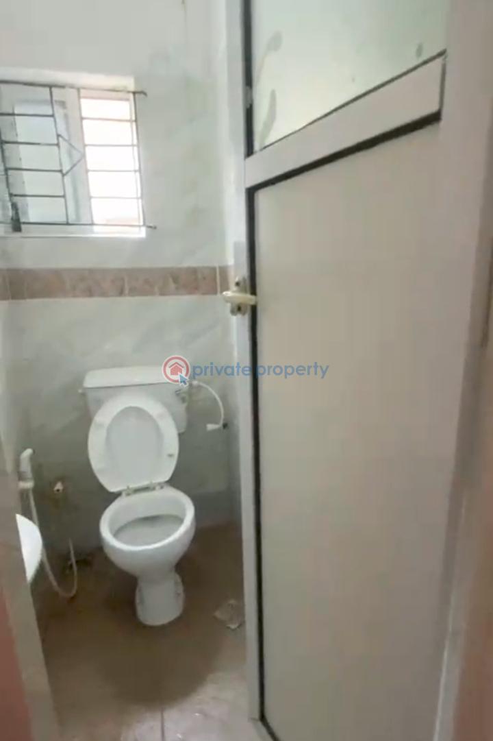 1 bedroom Flat & Apartment For Rent Off Market Street Shomolu Lagos - 3