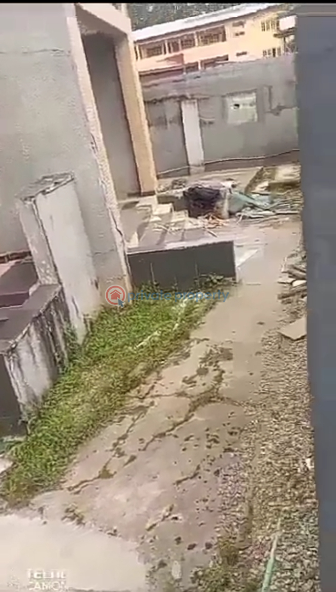 Land For Sale At Along Iwaya Road Onike Yaba Lagos - 5