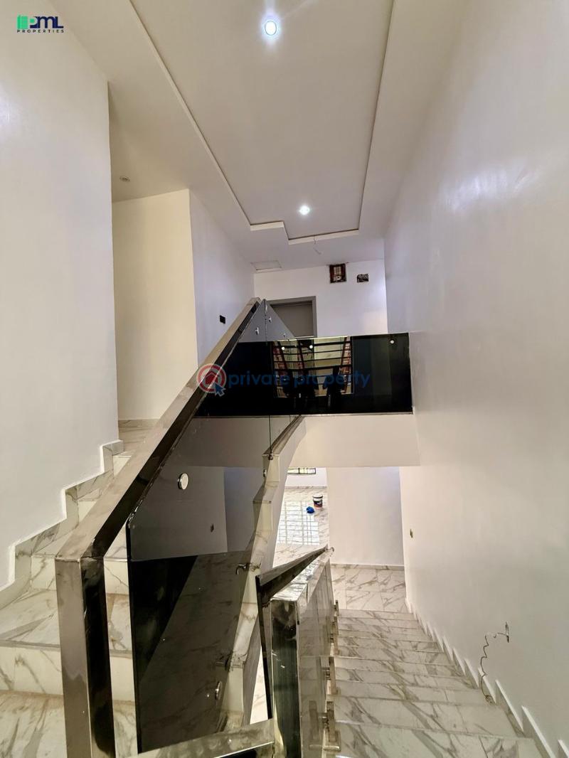 A detached 4 bedroom duplex+ bq for sale in ibadan - 9 4 bedroom Detached Duplex For Sale Carlton Gate Estate, Kolapo Ishola Gra, Akobo, Ibadan Akobo Ibadan Oyo - 9