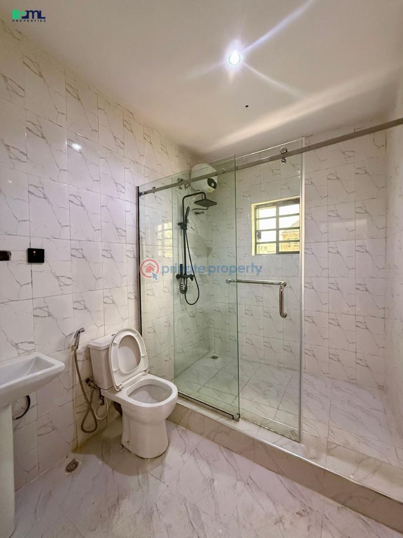 A detached 4 bedroom duplex+ bq for sale in ibadan - 4 4 bedroom Detached Duplex For Sale Carlton Gate Estate, Kolapo Ishola Gra, Akobo, Ibadan Akobo Ibadan Oyo - 4