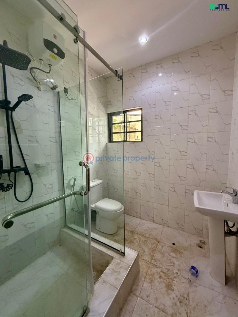 A detached 4 bedroom duplex+ bq for sale in ibadan - 10 4 bedroom Detached Duplex For Sale Carlton Gate Estate, Kolapo Ishola Gra, Akobo, Ibadan Akobo Ibadan Oyo - 10