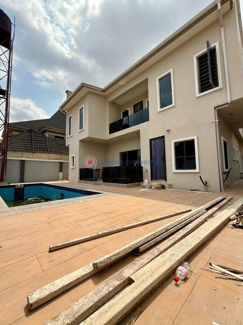 6 bedroom Detached Duplex For Sale Kolapo Ishola Gra, Akobo, Ibadan Akobo Ibadan Oyo - 0