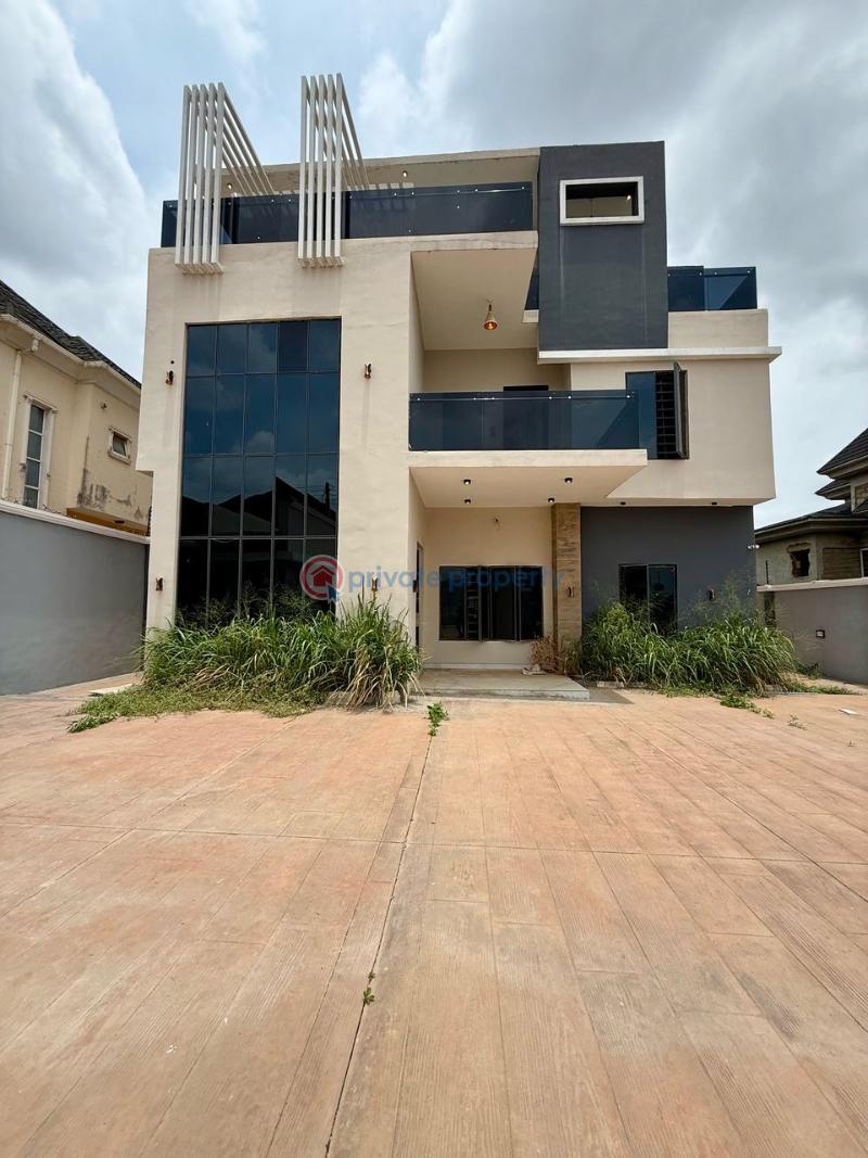 6 bedroom Detached Duplex For Sale Kolapo Ishola Gra, Akobo, Ibadan Akobo Ibadan Oyo - 1