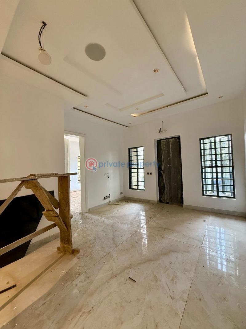 6 bedroom Detached Duplex For Sale Kolapo Ishola Gra, Akobo, Ibadan Akobo Ibadan Oyo - 8