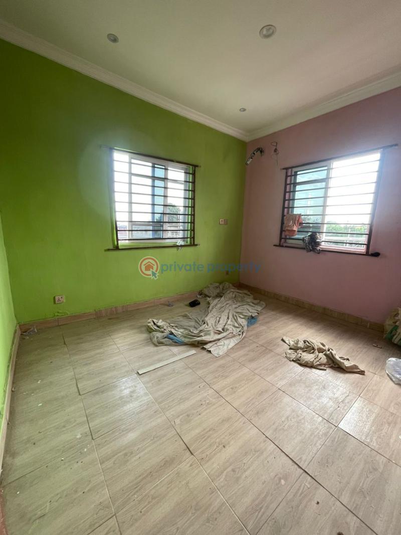 1 bedroom Flat & Apartment For Rent Jibowu Yaba Lagos - 1