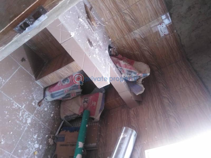 1 bedroom Flat & Apartment For Rent Palmgroove Shomolu Lagos - 2