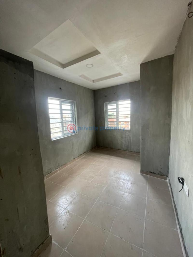 1 bedroom Flat & Apartment For Rent Shomolu Lagos - 3