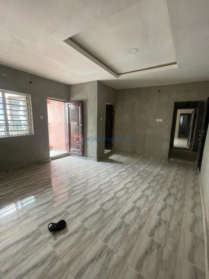1 bedroom Flat & Apartment For Rent Shomolu Lagos - 2