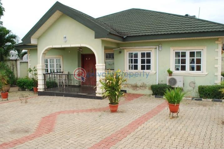 Detached Bungalow For Sale Ojoo Iwo Road Ibadan. Ibadan Oyo