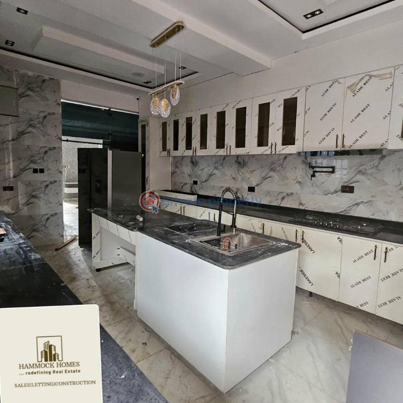 5 bedroom Detached Bungalow For Sale Shoun Ajagungbade, New Bodija, Ibadan. Bodija Ibadan Oyo - 4