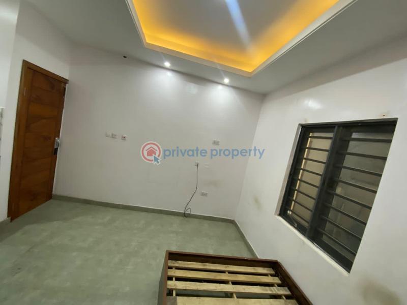 Self Contain For Rent Akoka Yaba Lagos - 4