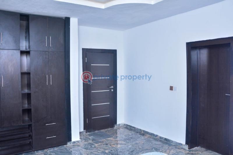 4 bedroom House For Sale Along Zoe Hospital, Extension Ibadan Oyo - 10