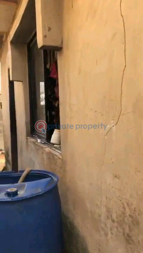 3 bedroom flat - 16 3 bedroom House For Sale Also Off Raypower Alagbado Abule Egba Lagos - 16