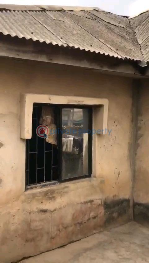 3 bedroom flat - 1 3 bedroom House For Sale Also Off Raypower Alagbado Abule Egba Lagos - 1