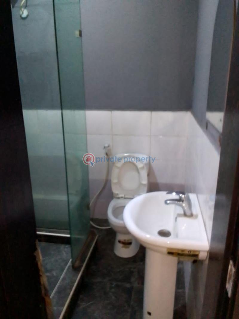 2 bedroom Flat & Apartment For Rent Mende Maryland Lagos - 1