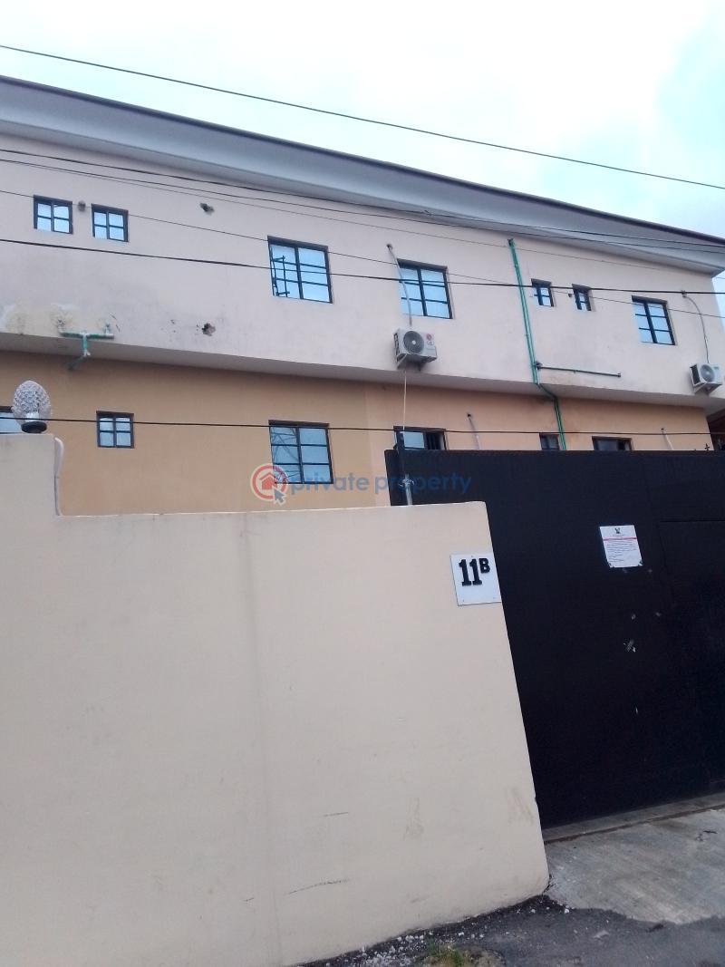 4 bedroom House For Rent 56 Off Allen Avenue, Ikeja Lagos - 5