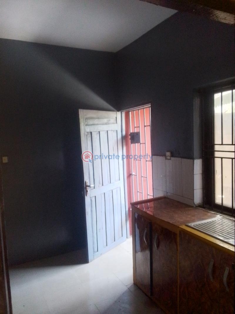 3 bedroom House For Rent 10 Off Adeniyi Jones Estate Ikeja Lagos - 4