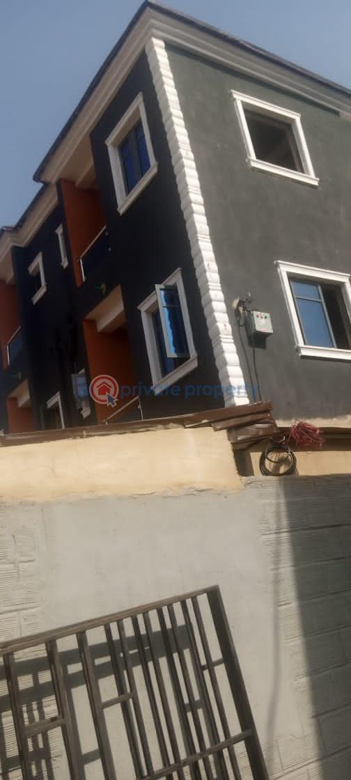 1 bedroom Flat & Apartment For Rent 29 Off Onigbongbon Meryland Maryland Lagos - 0