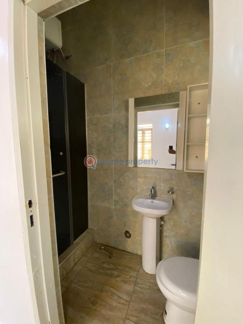 1 bedroom Shared Apartment For Rent Lekki County Along Lekki Expressway Lagos - 3