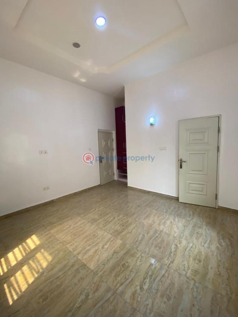 1 bedroom Shared Apartment For Rent Lekki County Along Lekki Expressway Lagos - 2