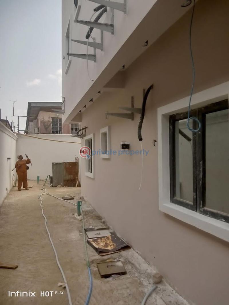 2 bedroom Flat & Apartment For Rent Surulere Lagos - 2