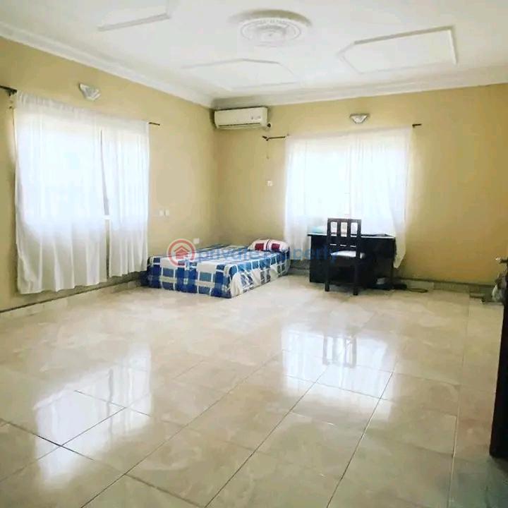 4 bedroom House For Sale Off Ikporo Road Rumuodara Port Harcourt Rivers - 1